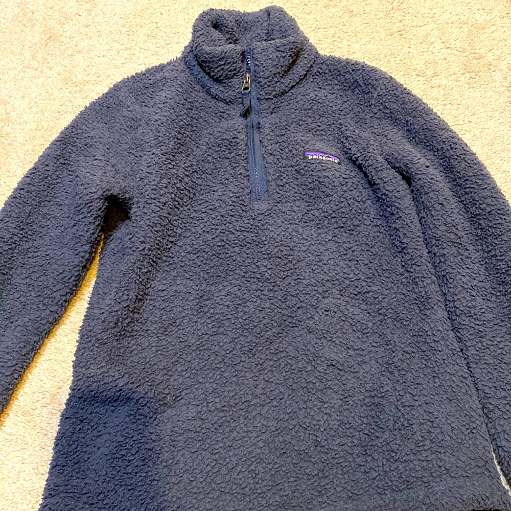 Used fleecy Patagonia half zip